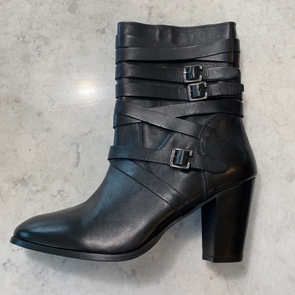 Diba True “Just in” Boot with 3.5” stacked heel - Picture 4 of 6